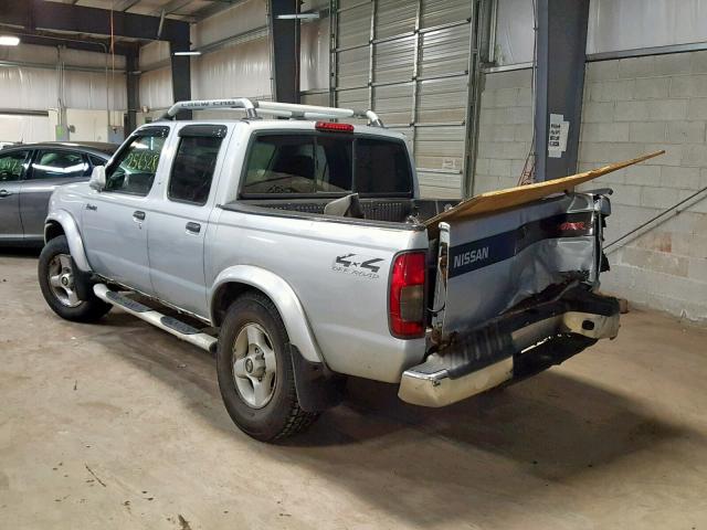 1N6ED27Y3YC362882 - 2000 NISSAN FRONTIER C SILVER photo 3