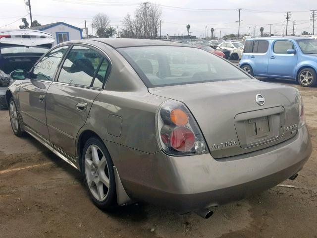 1N4BL11DX2C267032 - 2002 NISSAN ALTIMA SE GOLD photo 3