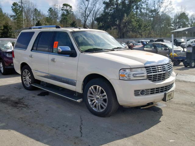 5LMFU28587LJ04134 - 2007 LINCOLN NAVIGATOR WHITE photo 1