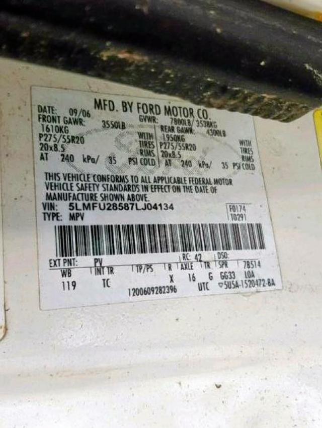 5LMFU28587LJ04134 - 2007 LINCOLN NAVIGATOR WHITE photo 10