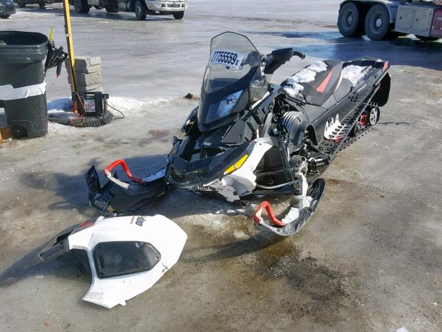 2BPSMMBA7BV000037 - 2011 SKI DOO RENEGADE WHITE photo 2