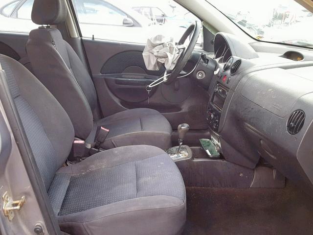 KL1TD66646B678559 - 2006 CHEVROLET AVEO BASE Күміс фото 5