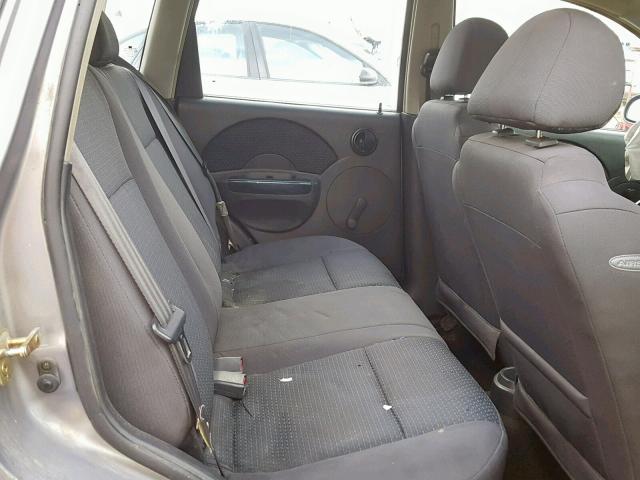 KL1TD66646B678559 - 2006 CHEVROLET AVEO BASE Күміс фото 6