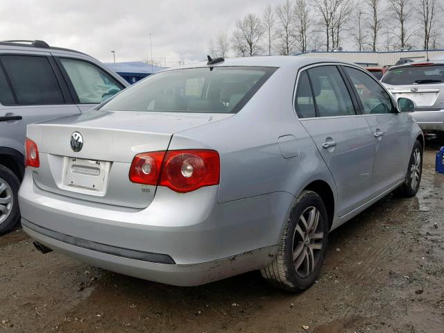 3VWSF71K86M665862 - 2006 VOLKSWAGEN JETTA 2.5 SILVER photo 4