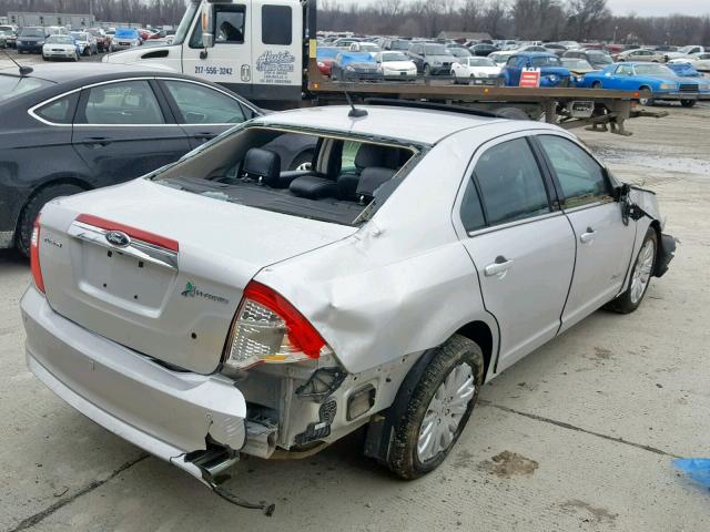 3FADP0L3XCR291605 - 2012 FORD FUSION HYB SILVER photo 4