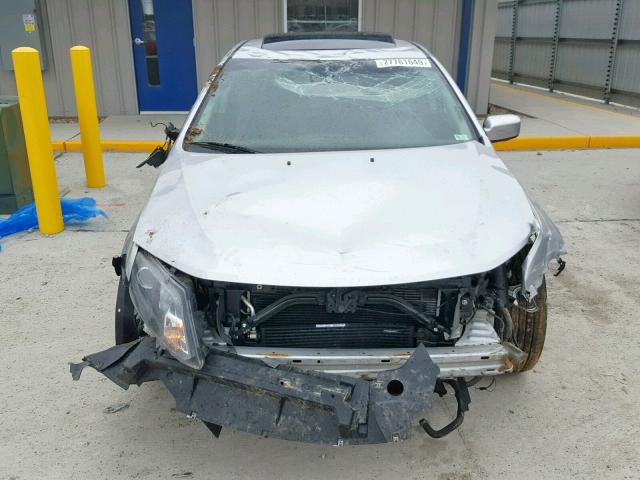 3FADP0L3XCR291605 - 2012 FORD FUSION HYB SILVER photo 9