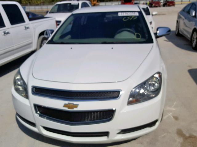 1G1ZB5EB2AF120737 - 2010 CHEVROLET MALIBU LS WHITE photo 9