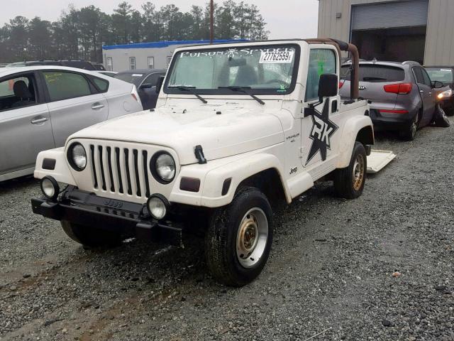 1J4FA59SXYP764430 - 2000 JEEP WRANGLER / WHITE photo 2