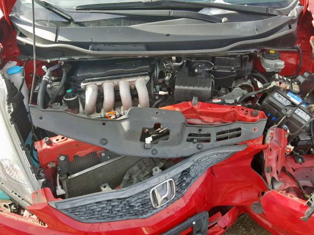 JHMGE8H25AC032770 - 2010 HONDA FIT RED photo 7