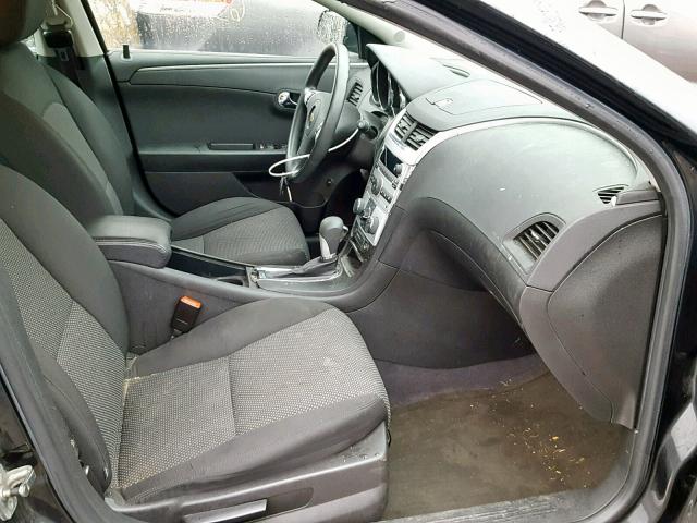 1G1ZC5E12BF370517 - 2011 CHEVROLET MALIBU 1LT შავი ფოტო 5