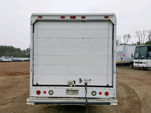 4UZAANBW16CW54993 - 2006 FREIGHTLINER CHASSIS M WHITE photo 6