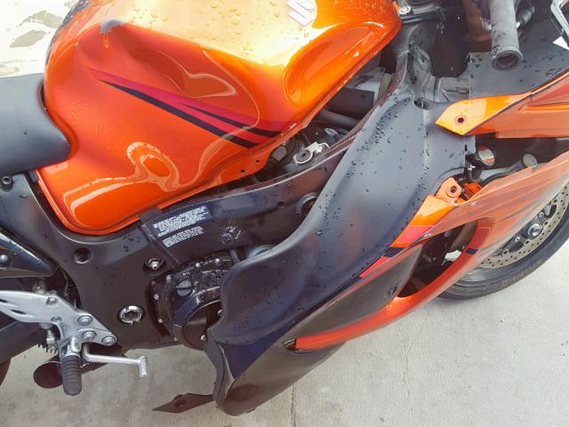 JS1GX72A882105369 - 2008 SUZUKI GSX1300 R ORANGE photo 9