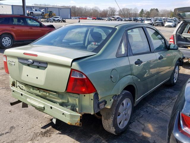 1FAHP34N87W226225 - 2007 FORD FOCUS ZX4 GREEN photo 4