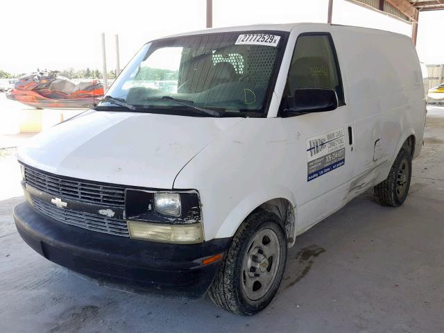 1GCDM19XX5B103613 - 2005 CHEVROLET ASTRO WHITE photo 2