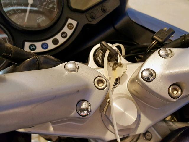 JYARP07E74A002067 - 2004 YAMAHA FJR1300 SILVER photo 5