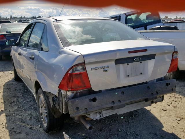 1FAFP34N27W297881 - 2007 FORD FOCUS ZX4 SILVER photo 3