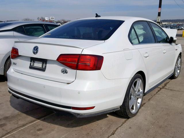 3VW4S7AJ4GM364034 - 2016 VOLKSWAGEN JETTA GLI WHITE photo 4