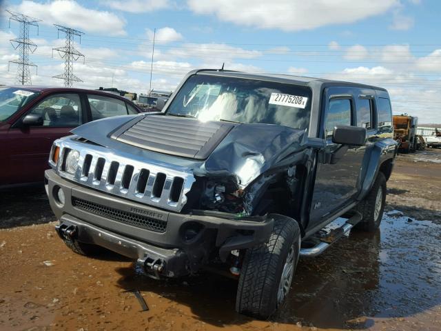 5GTDN136968304777 - 2006 HUMMER H3 BLUE photo 2