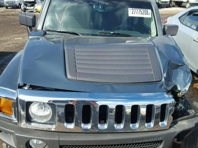 5GTDN136968304777 - 2006 HUMMER H3 BLUE photo 7