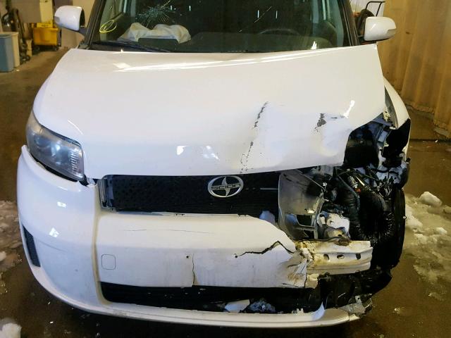 JTLKE50E481040739 - 2008 TOYOTA SCION XB 白色 照片 9