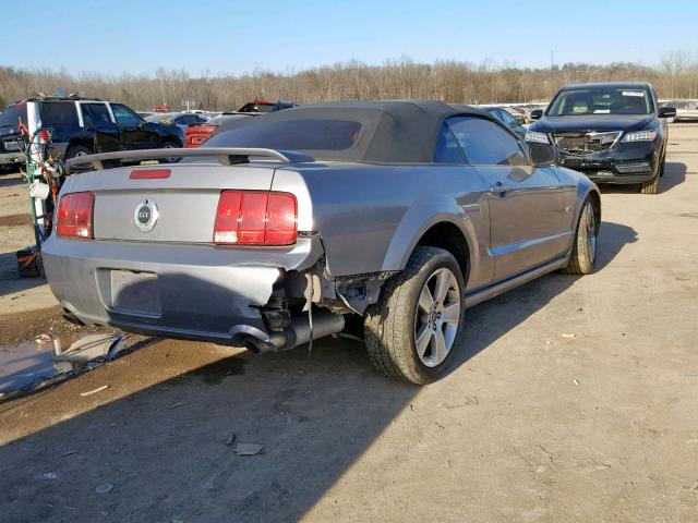 1ZVFT85H665122773 - 2006 FORD MUSTANG GT GRAY photo 4