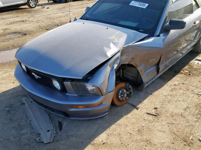 1ZVFT85H665122773 - 2006 FORD MUSTANG GT GRAY photo 9