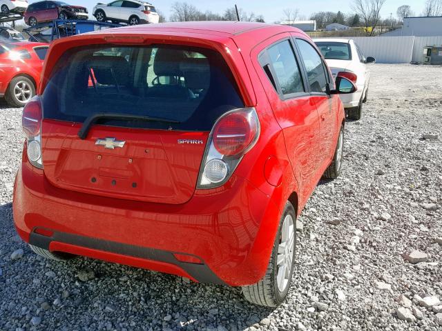 KL8CD6S92DC531617 - 2013 CHEVROLET SPARK 1LT RED photo 4