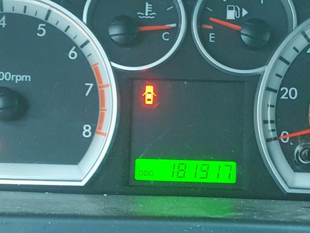 KL1TD6DE4AB131309 - 2010 CHEVROLET AVEO LS GRAY photo 8