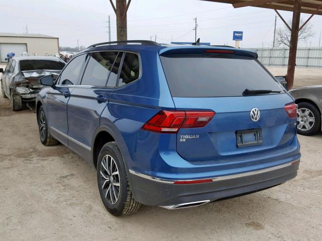 3VV3B7AX3JM064285 - 2018 VOLKSWAGEN TIGUAN SE BLUE photo 3