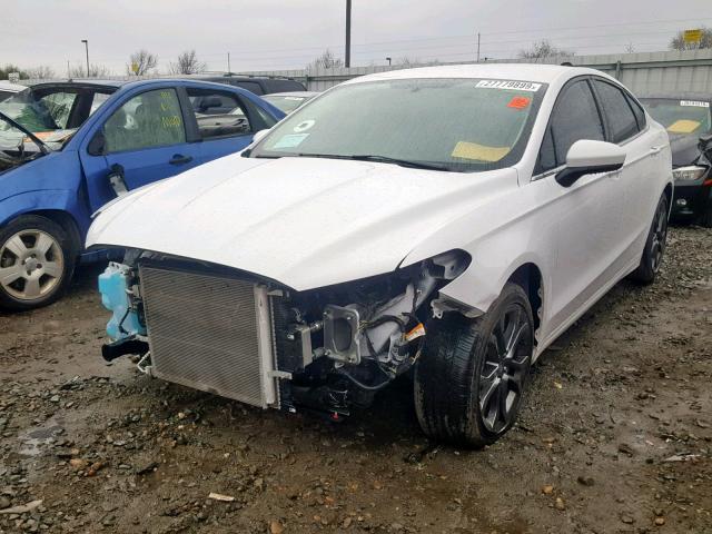 3FA6P0G79JR277715 - 2018 FORD FUSION S WHITE photo 2