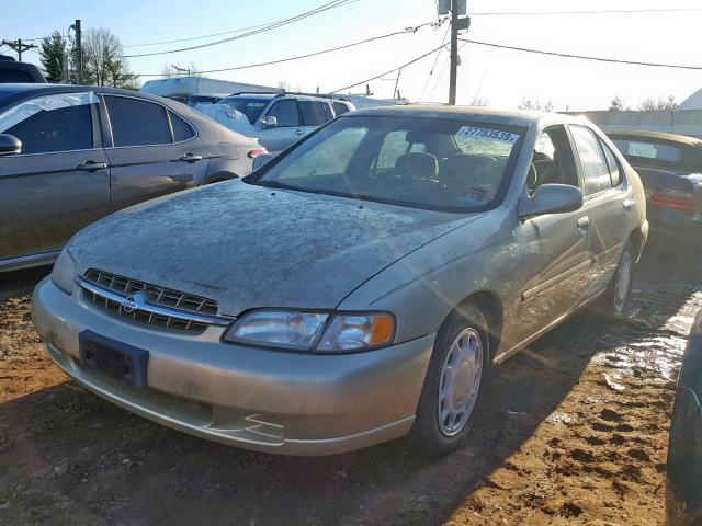 1N4DL01D3WC234124 - 1998 NISSAN ALTIMA XE TAN photo 2