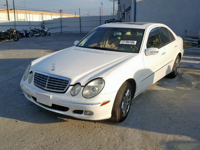 WDBUF65J03A163278 - 2003 MERCEDES-BENZ E 320 WHITE photo 2