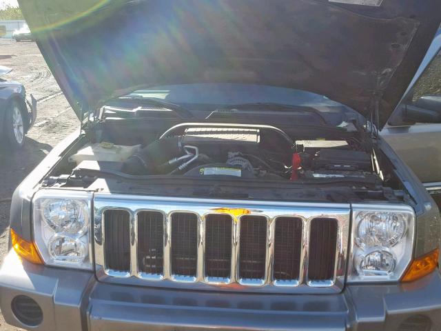 1J8HH48K28C175894 - 2008 JEEP COMMANDER GRAY photo 7