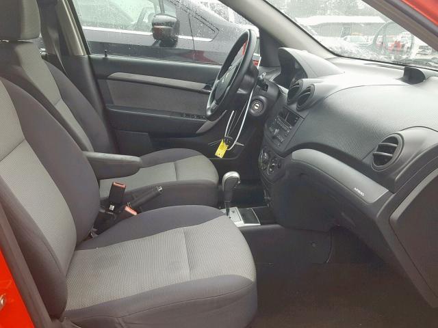 KL1TD6DE3BB157580 - 2011 CHEVROLET AVEO LS RED photo 5