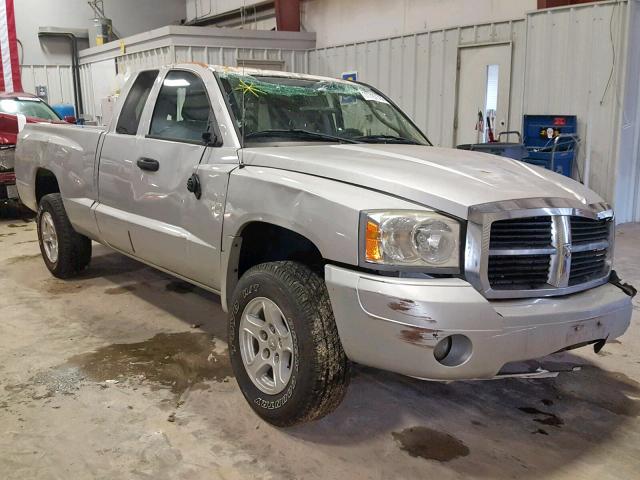 1D7HE42K36S682580 - 2006 DODGE DAKOTA SLT GRAY photo 1