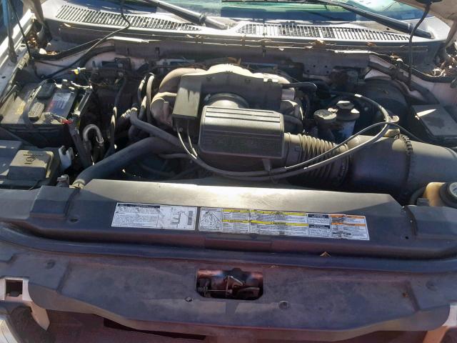 5LMEU27R92LJ16477 - 2002 LINCOLN NAVIGATOR 白色 照片 7