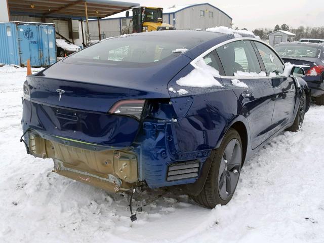 5YJ3E1EB2JF064445 - 2018 TESLA MODEL 3 BLUE photo 4