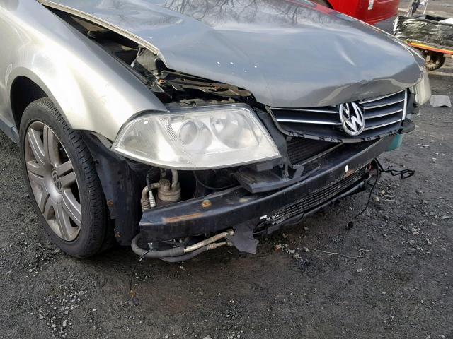 WVWRU63B75P005626 - 2005 VOLKSWAGEN PASSAT GLX 灰色 照片 9