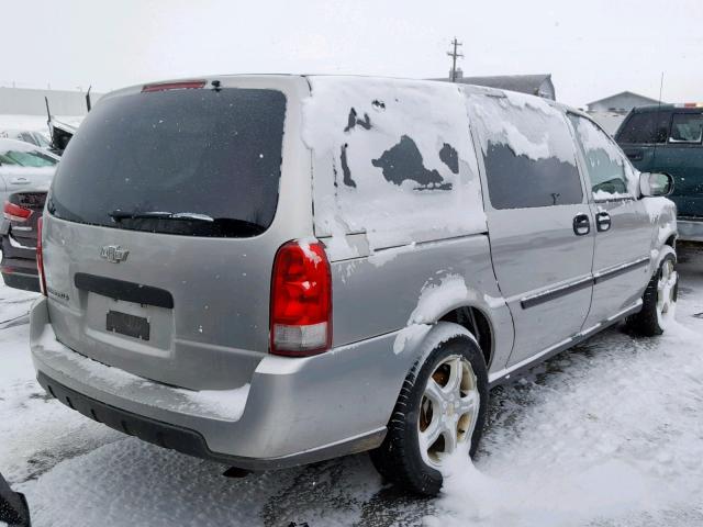 1GNDV23128D196246 - 2008 CHEVROLET UPLANDER L ვერცხლისფერი ფოტო 4