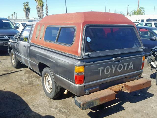 JT4RN50R9J5117116 - 1988 TOYOTA PICKUP 1/2 GRAY photo 3