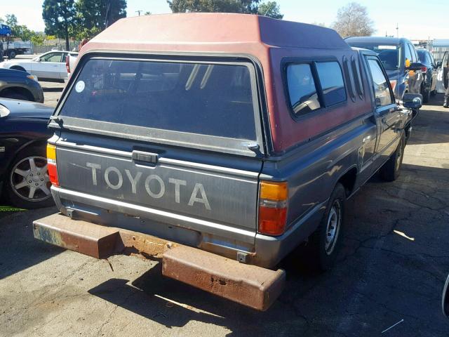 JT4RN50R9J5117116 - 1988 TOYOTA PICKUP 1/2 GRAY photo 4