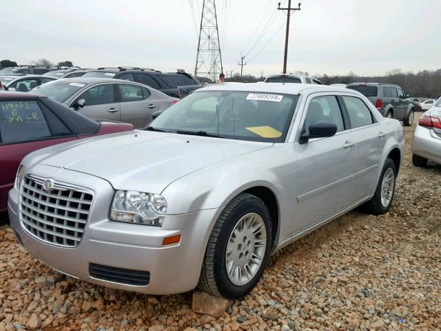 2C3KA43R26H106059 - 2006 CHRYSLER 300 SILVER photo 2