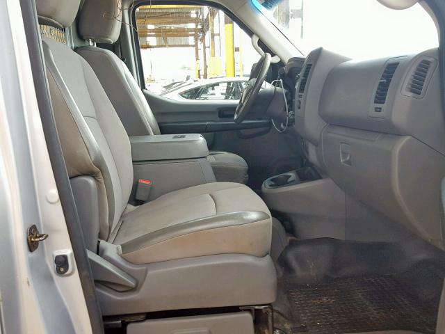 1N6BF0LY7CN114218 - 2012 NISSAN NV 2500 SILVER photo 5