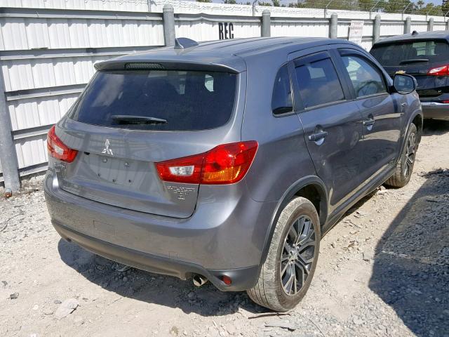 JA4AP3AW6HZ059317 - 2017 MITSUBISHI OUTLANDER SILVER photo 4