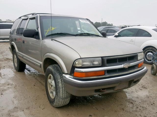 1GNDT13W8Y2210383 - 2000 CHEVROLET BLAZER SILVER photo 1