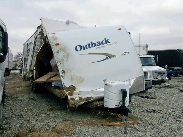 4YDT29523AB453117 - 2010 OUTB TRAVEL TRL WHITE photo 1