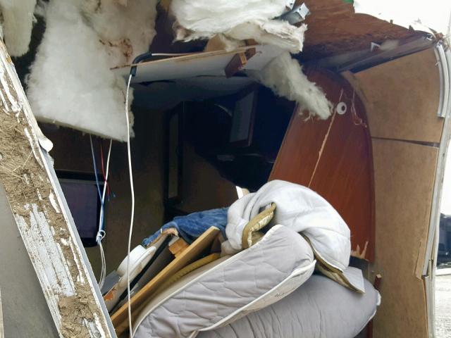 4YDT29523AB453117 - 2010 OUTB TRAVEL TRL WHITE photo 7