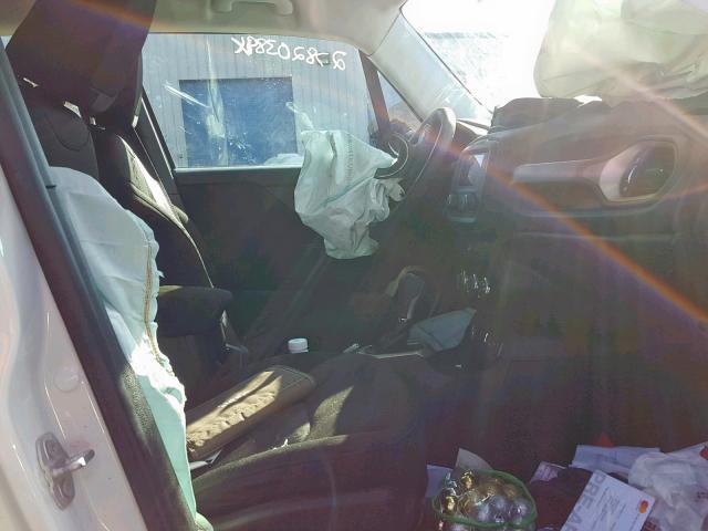 ZACCJBAB9HPG00883 - 2017 JEEP RENEGADE S WHITE photo 5