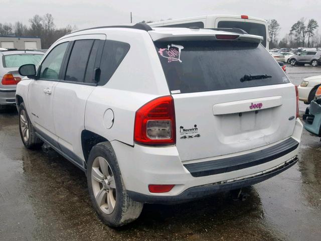 1J4NF1FB2BD280769 - 2011 JEEP COMPASS SP WHITE photo 3