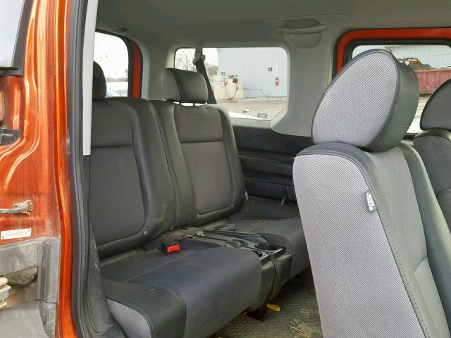 5J6YH18615L006738 - 2005 HONDA ELEMENT EX ORANGE photo 6